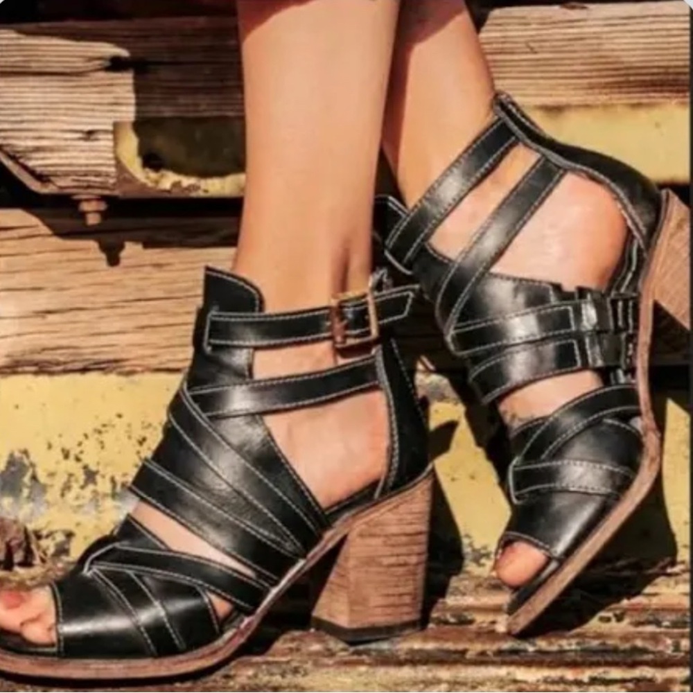 Freebird Claw Black Strappy Heel Sandals